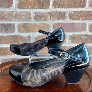 Dansko- Genuine Patent & Specialty Leather Heels- Sz 40